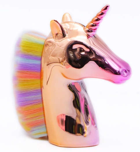 Nagelb&uuml;rste Einhorn